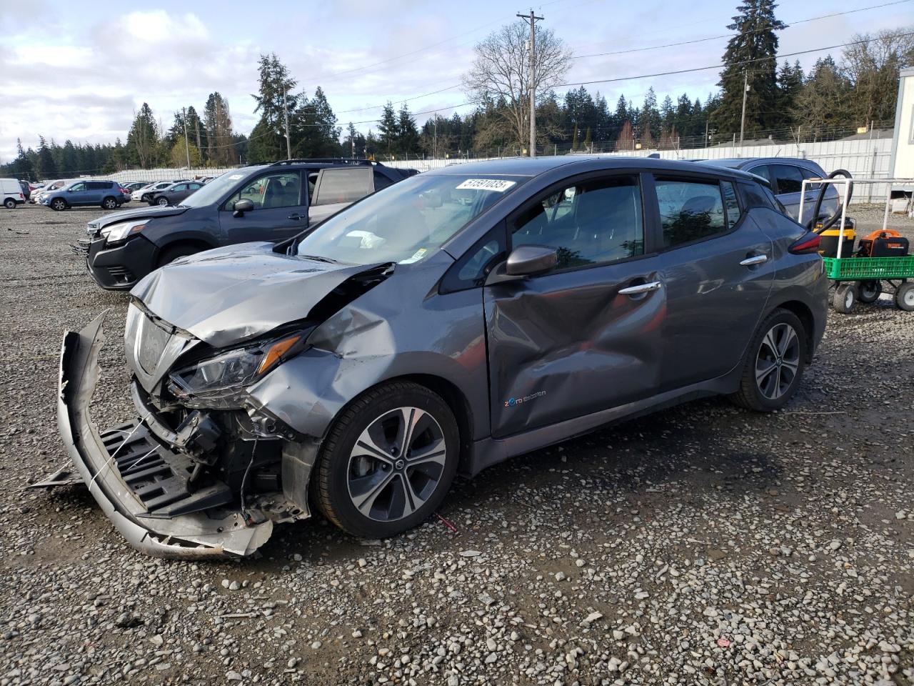 NISSAN LEAF S