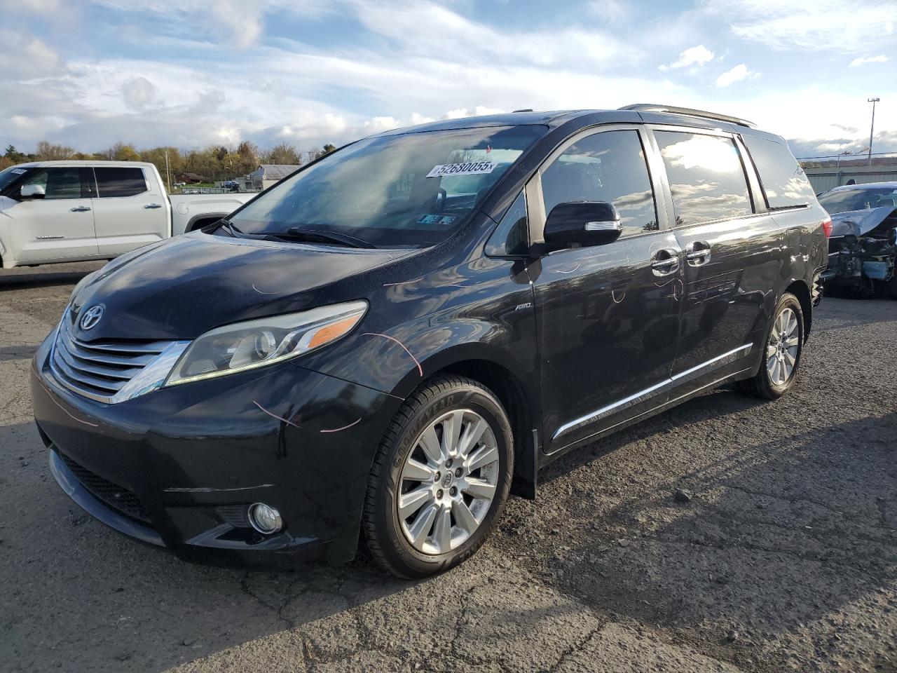 TOYOTA SIENNA XLE