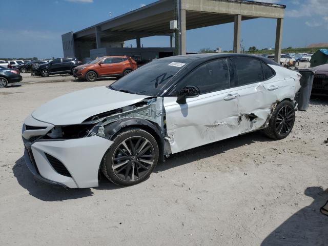 TOYOTA CAMRY TRD