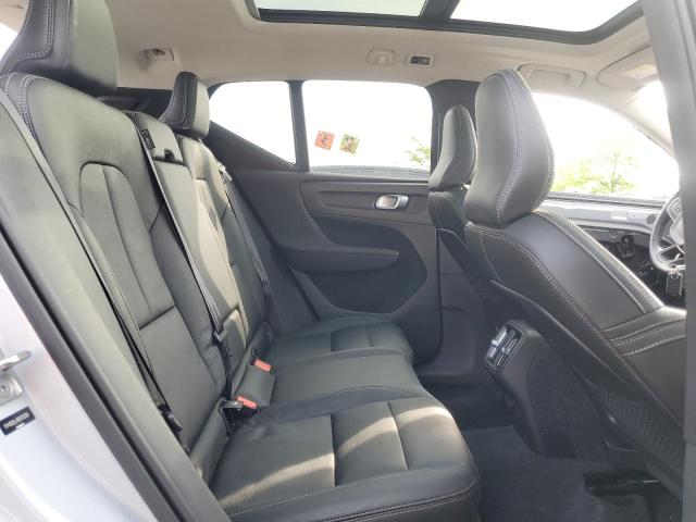 2021 VOLVO XC40 T5 IN YV4162UL4M2459364