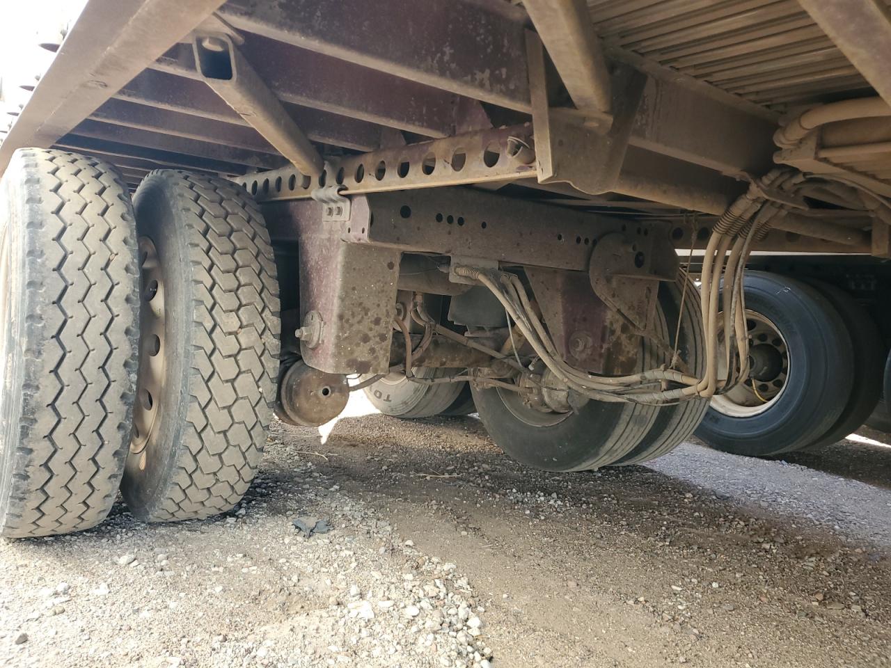 Lot #3298201020 2002 WEST TRAILER