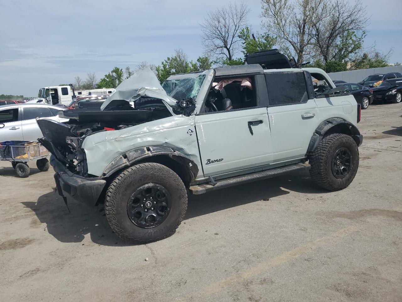 FORD BRONCO BASE