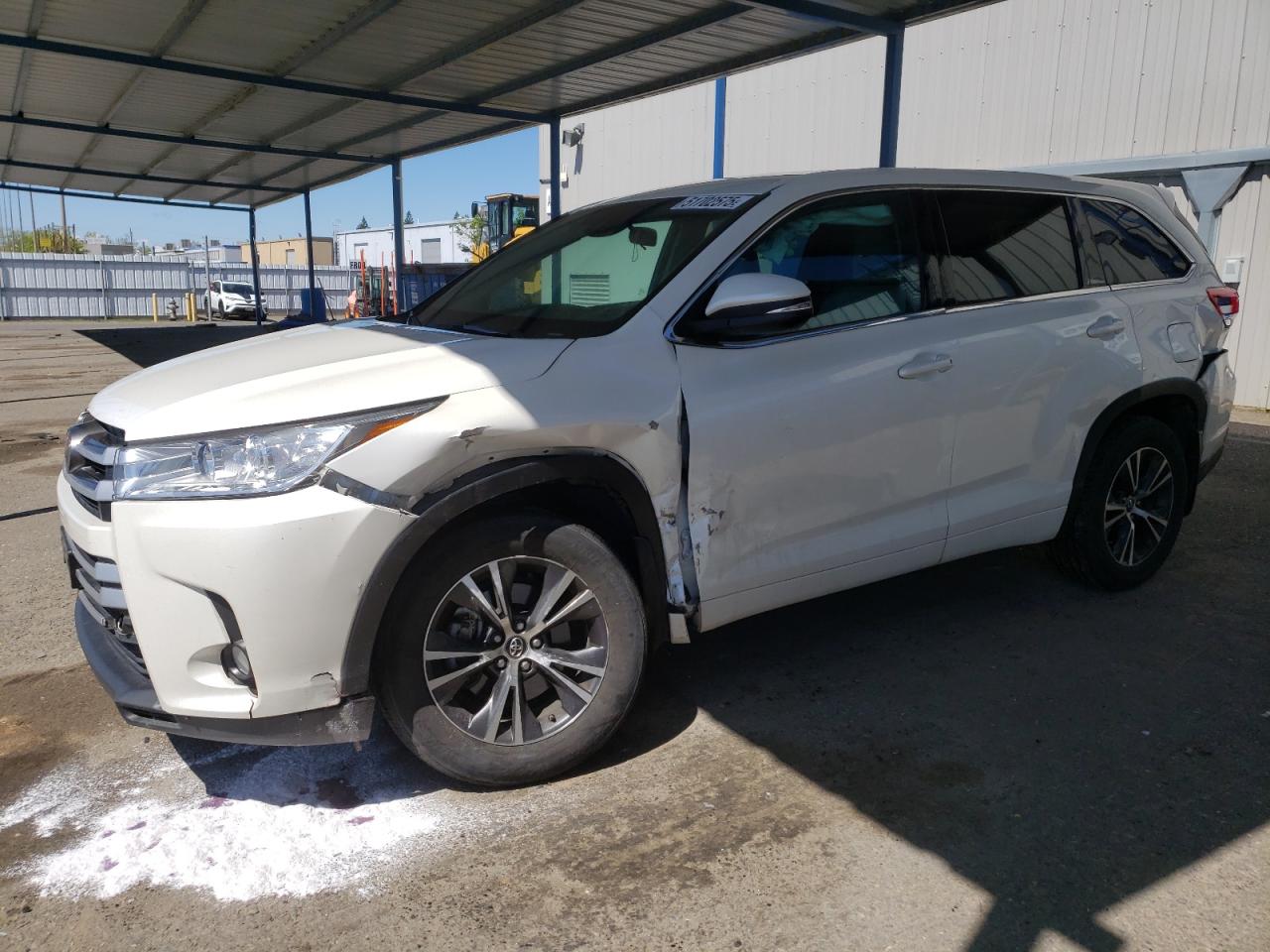 TOYOTA HIGHLANDER LE