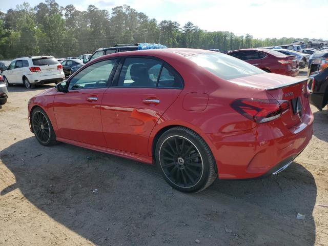 Vin: wdd3g4eb2kw015955, lot: 53022625, mercedes-benz a-class 220 20192
