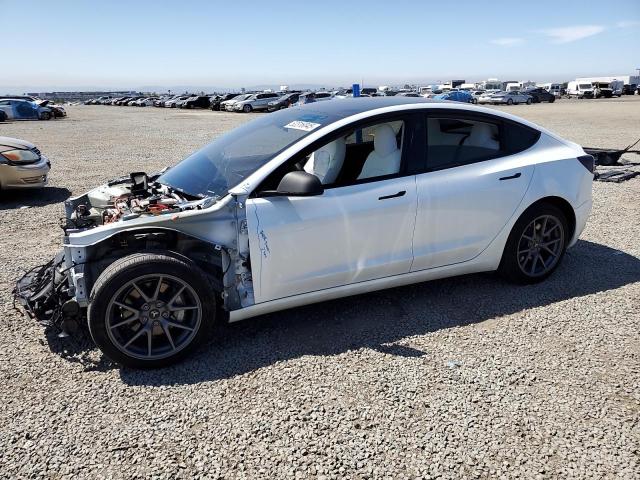 Vin: 5yj3e1eb8nf340343, lot: 52316045, tesla model 3 2022 img_1