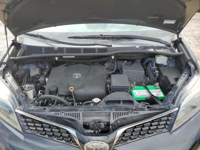 2018 TOYOTA SIENNA SE 5TDXZ3DC5JS942053