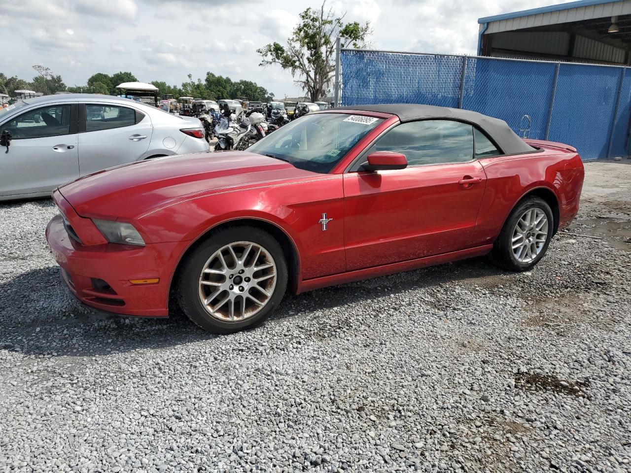 FORD MUSTANG