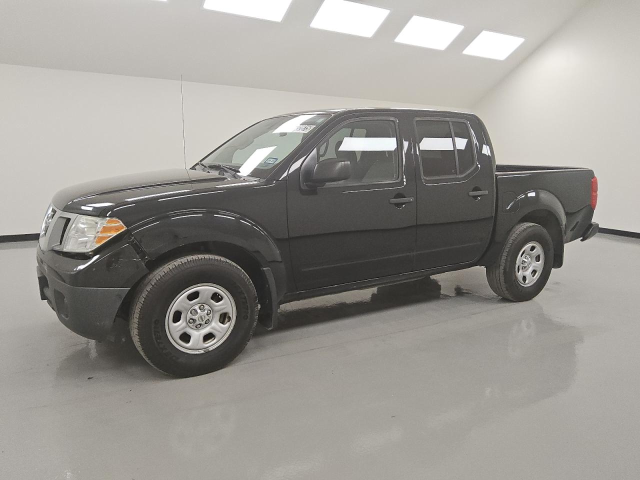 NISSAN FRONTIER S