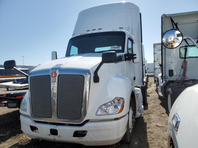 KENWORTH CONSTRUCTI 2015 white tractor diesel 1XKYA48XXFJ443742 photo #3
