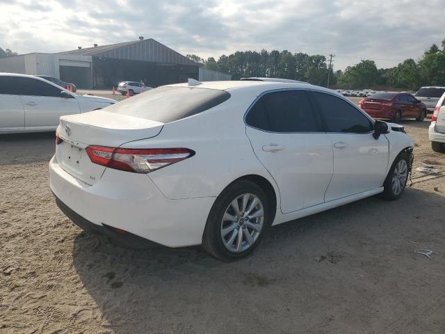 2018 TOYOTA CAMRY L - JTNB11HK1J3000635