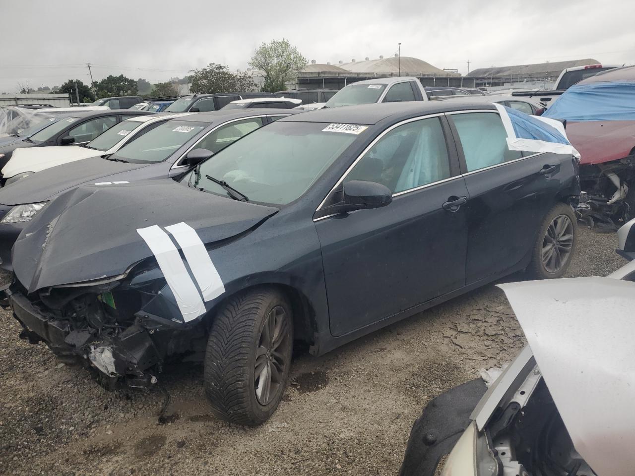 TOYOTA CAMRY LE