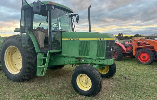 JOHN DEERE 6605 1999 green   L06605H340702 photo #1