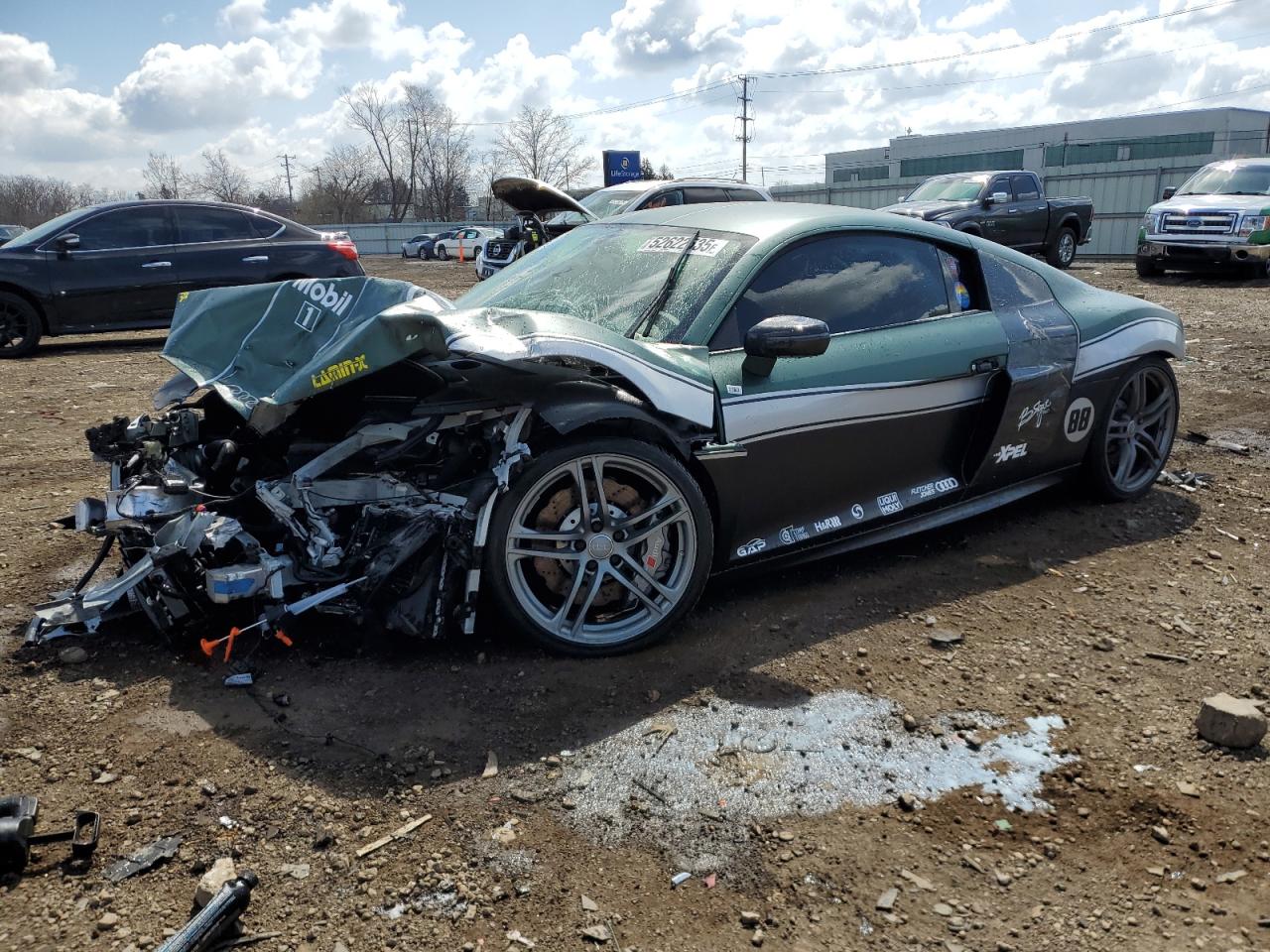 AUDI R8 5.2 PLUS QUATTRO