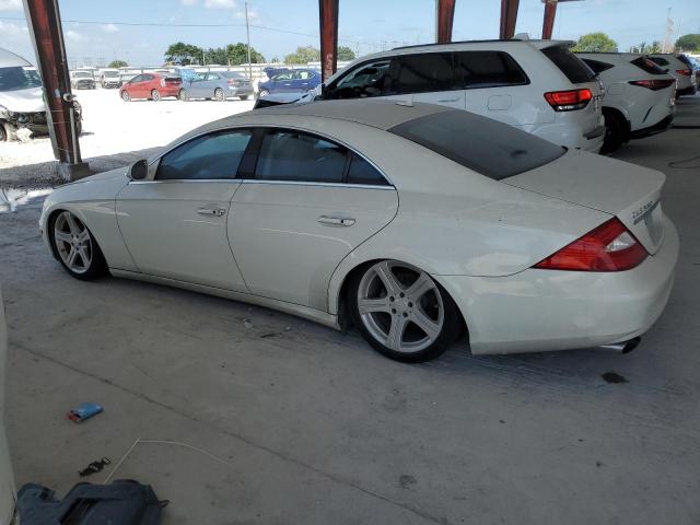 MERCEDES-BENZ CLS 550 2007 white  gas WDDDJ72X47A109007 photo #3