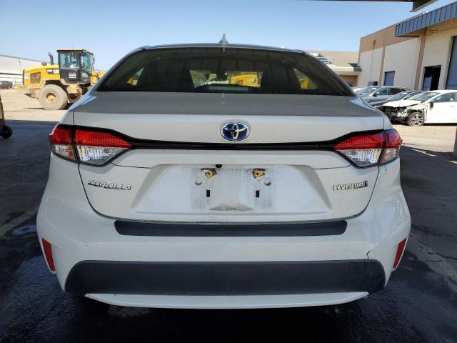 2020 TOYOTA COROLLA LE - JTDEBRBE8LJ000680