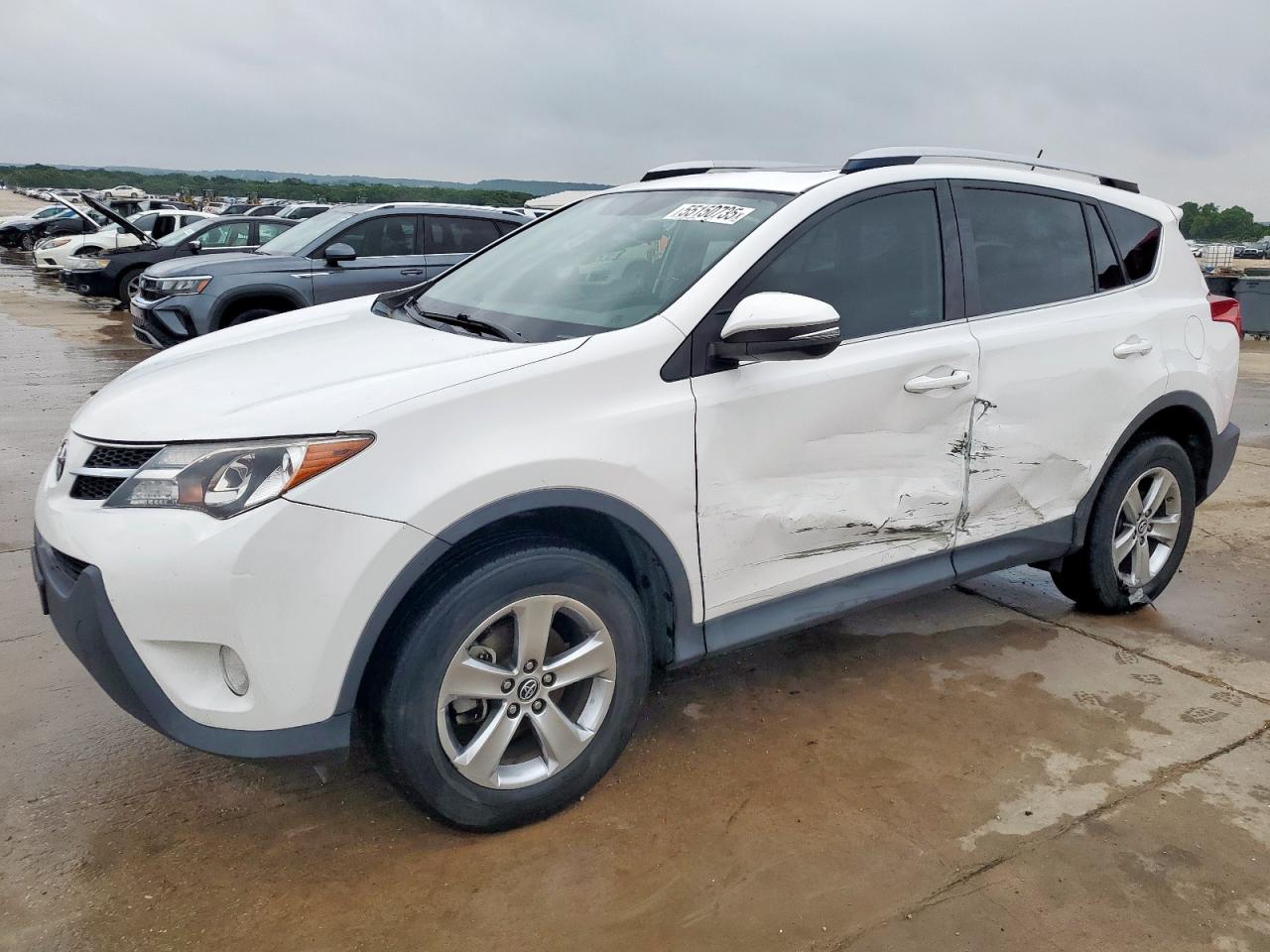 TOYOTA RAV4 XLE
