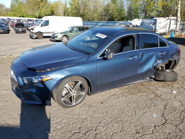 MERCEDES-BENZ A 220