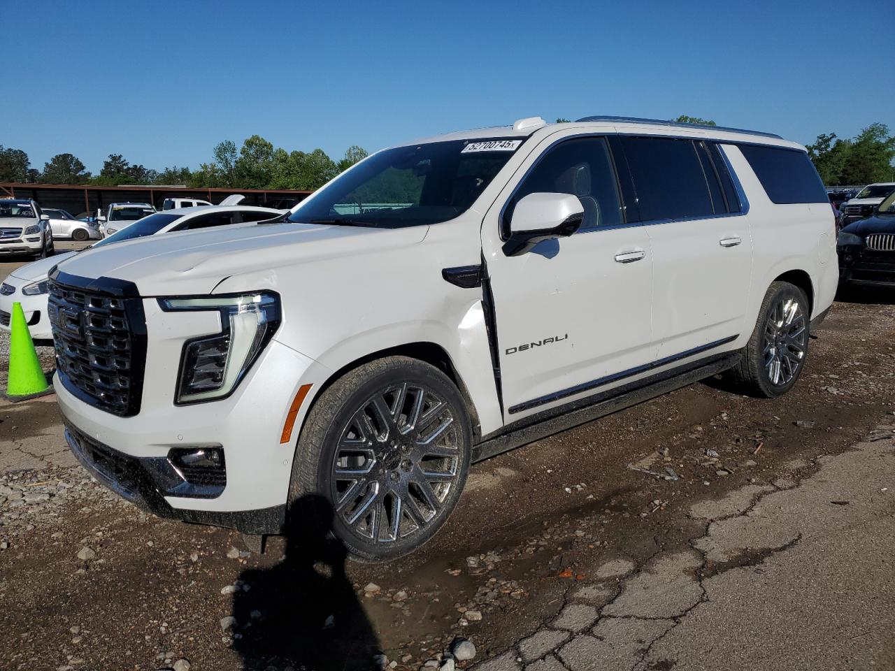 GMC YUKON DENALI ULTIMATE