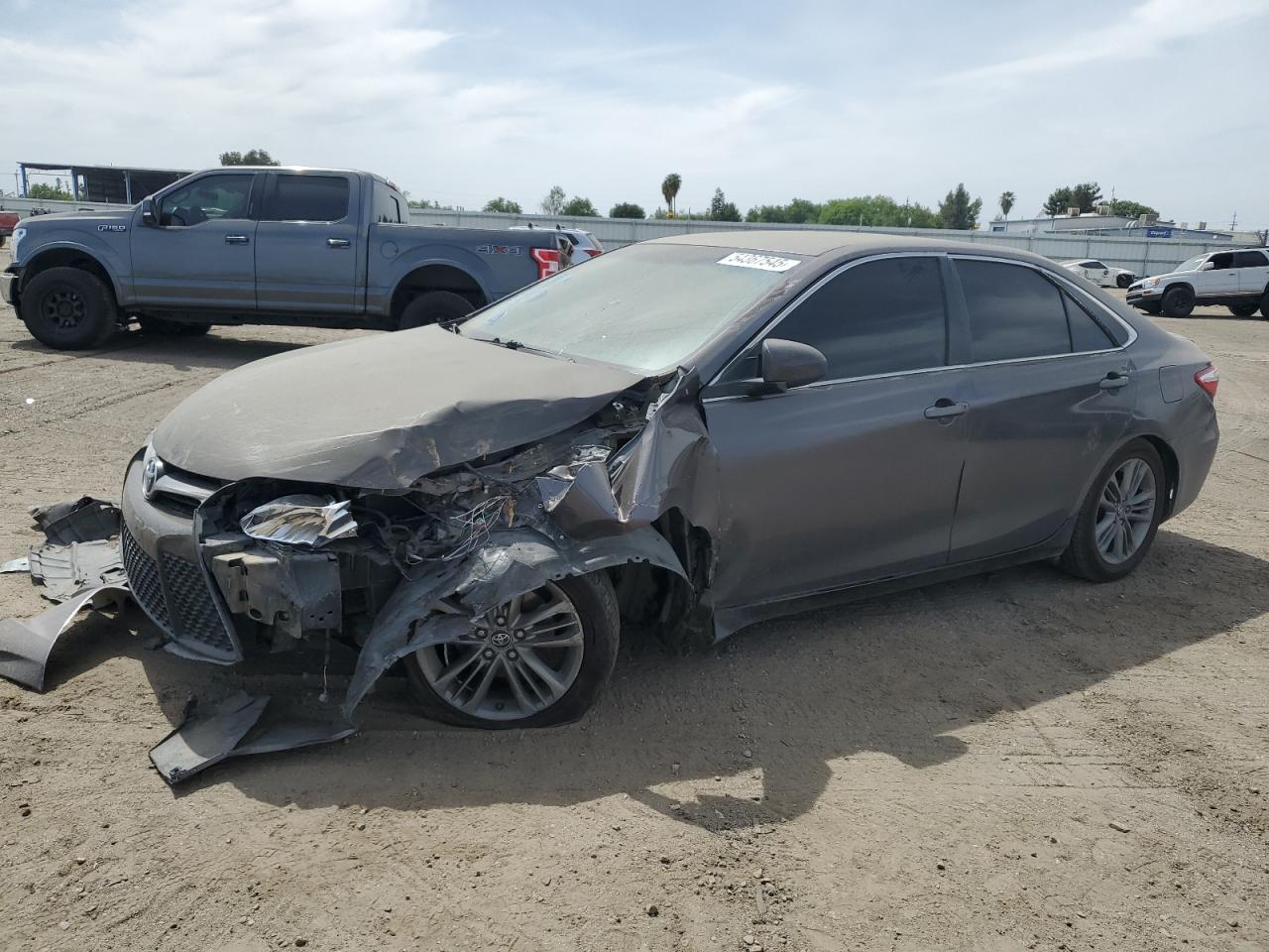 TOYOTA CAMRY LE