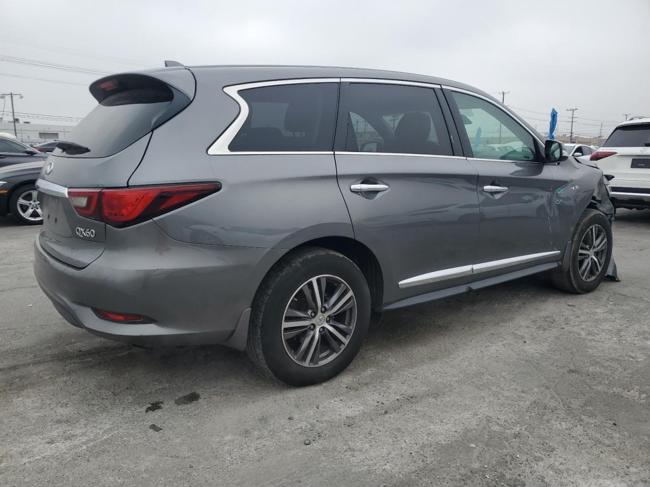 INFINITI QX60 LUXE