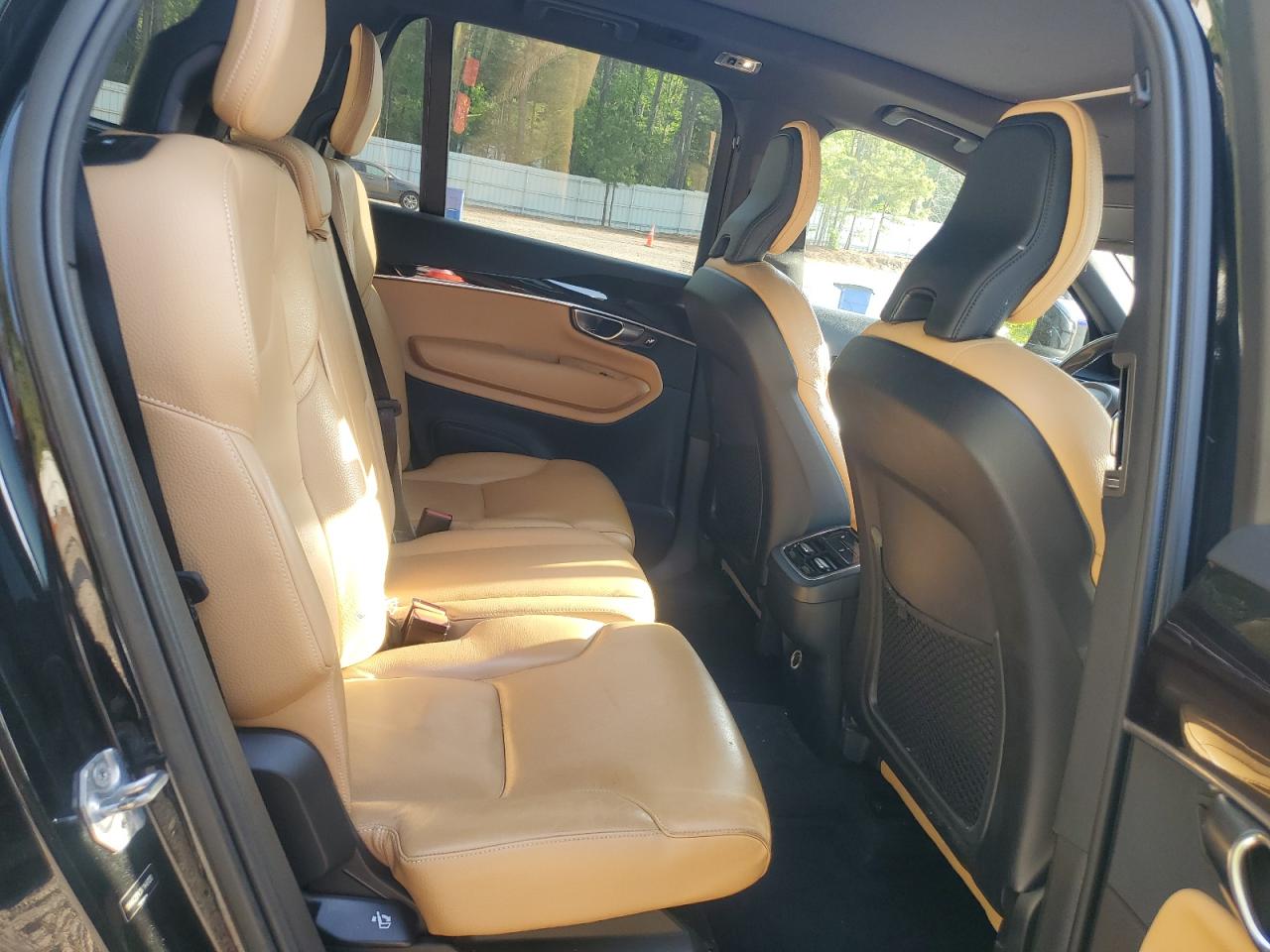 VOLVO XC90 T6 MOMENTUM