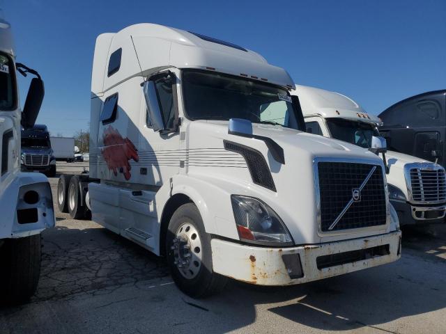 VOLVO VNL 2014 white tractor diesel 4V4NC9EH2EN152537 photo #1