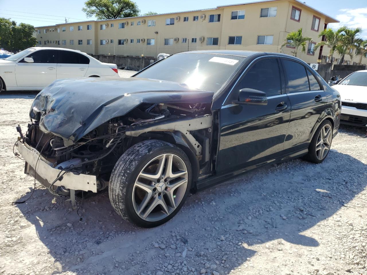 MERCEDES-BENZ C-CLASS 300