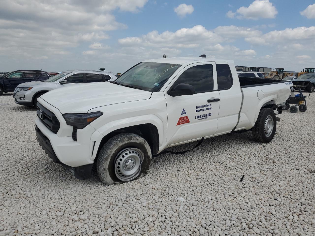 TOYOTA TACOMA XTRACAB