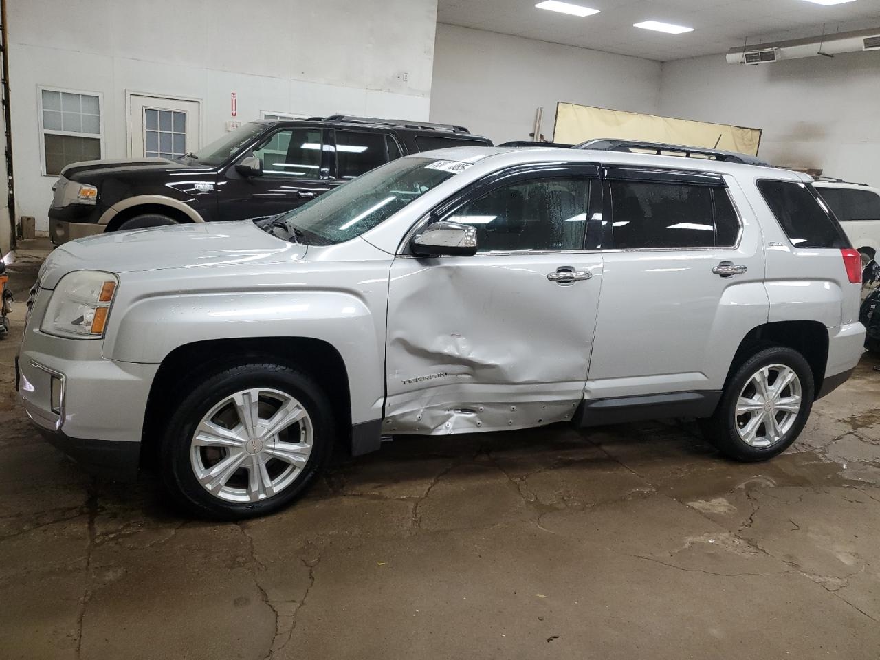 GMC TERRAIN SLE