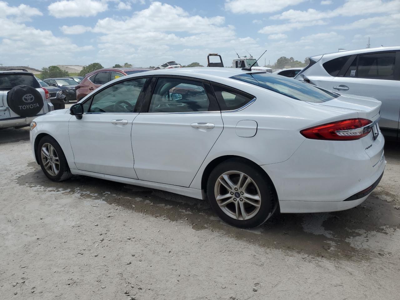 FORD FUSION SE
