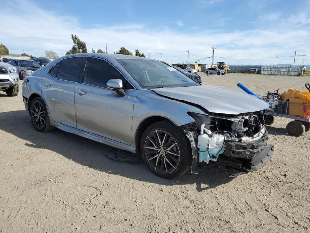 Vin: 4t1t11ak1nu702257, lot: 52562395, toyota camry se 20224