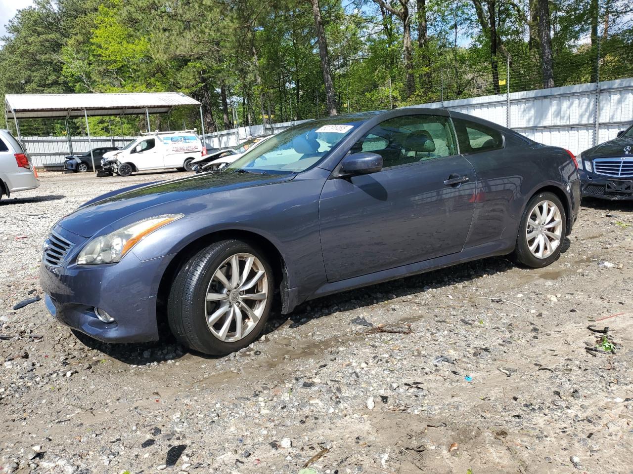 INFINITI G37 BASE