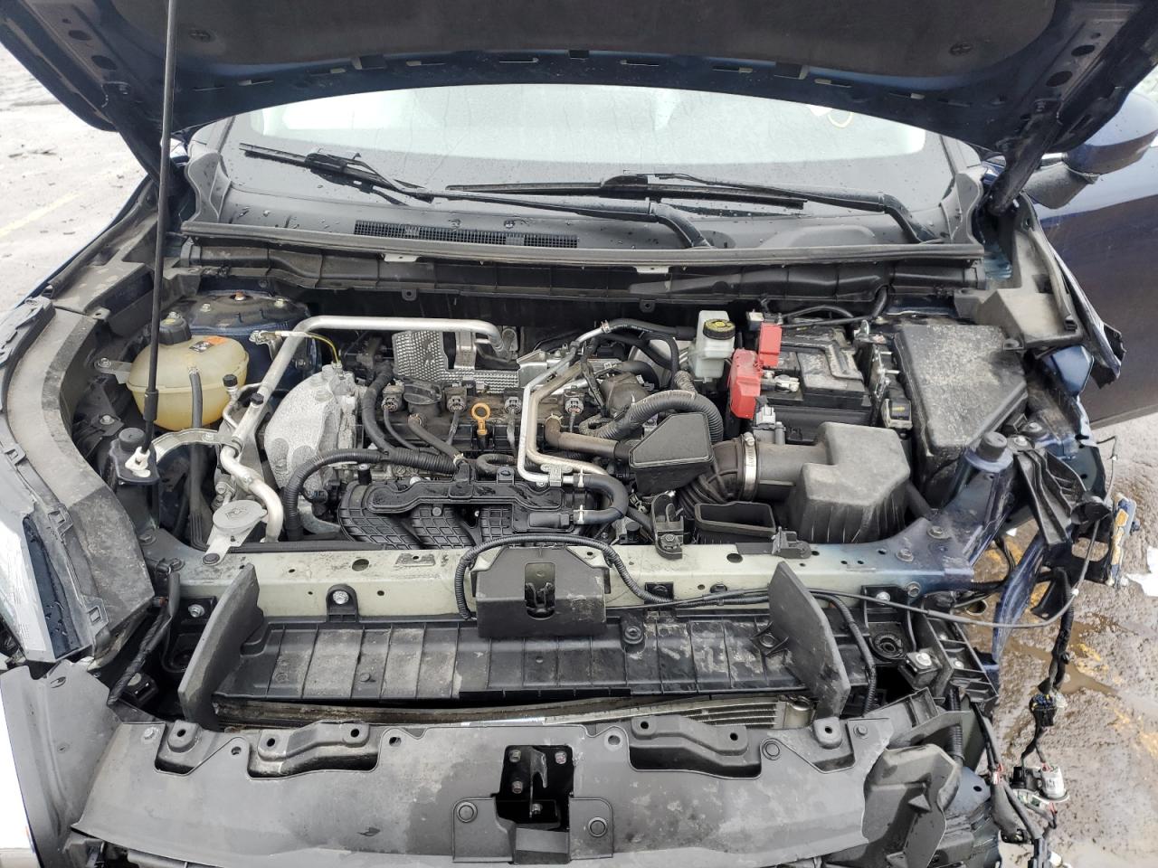 MITSUBISHI OUTLANDER SE