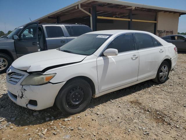 TOYOTA CAMRY BASE