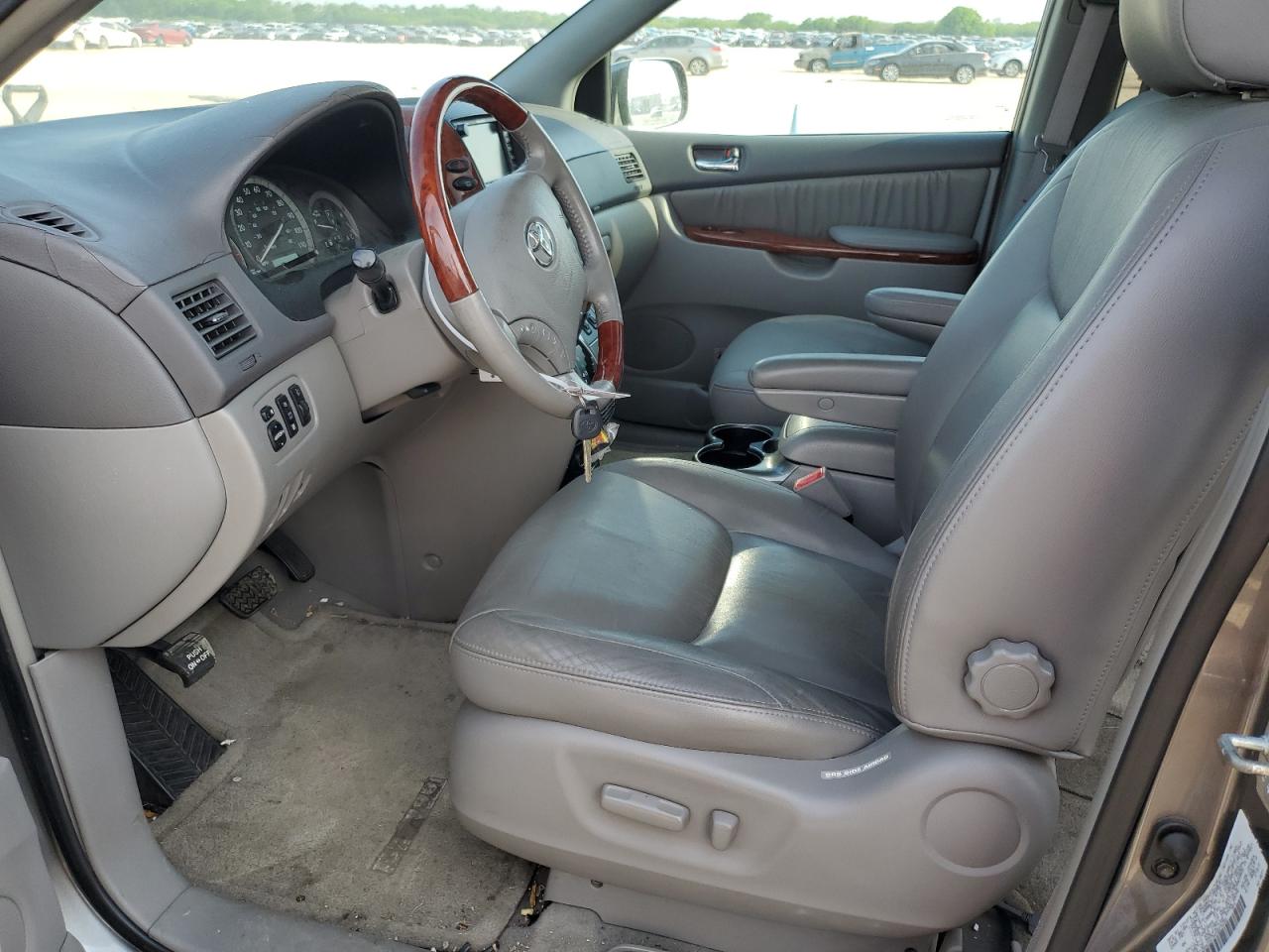 Lot #3282378319 2004 TOYOTA SIENNA XLE