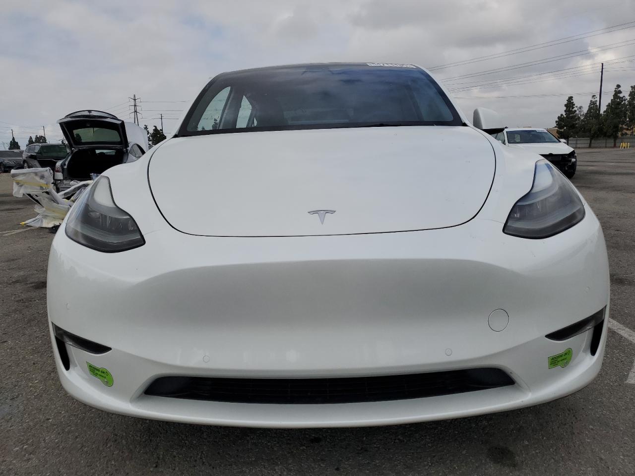 Tesla Model y 2022