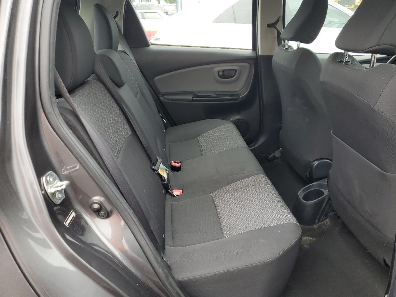Toyota Yaris 2015
