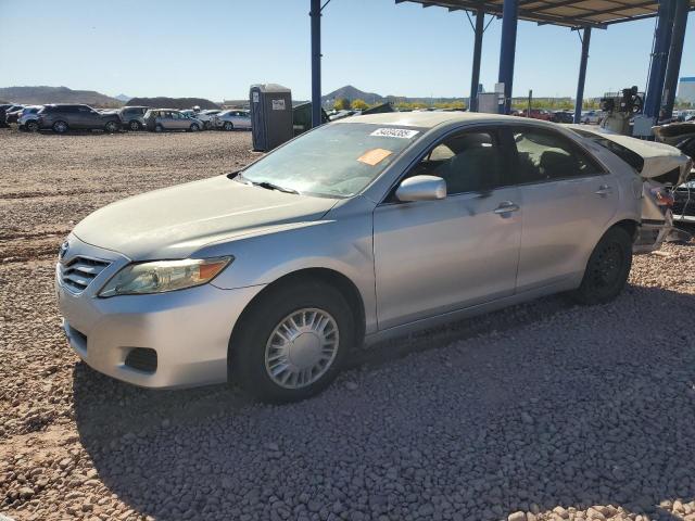 TOYOTA CAMRY BASE