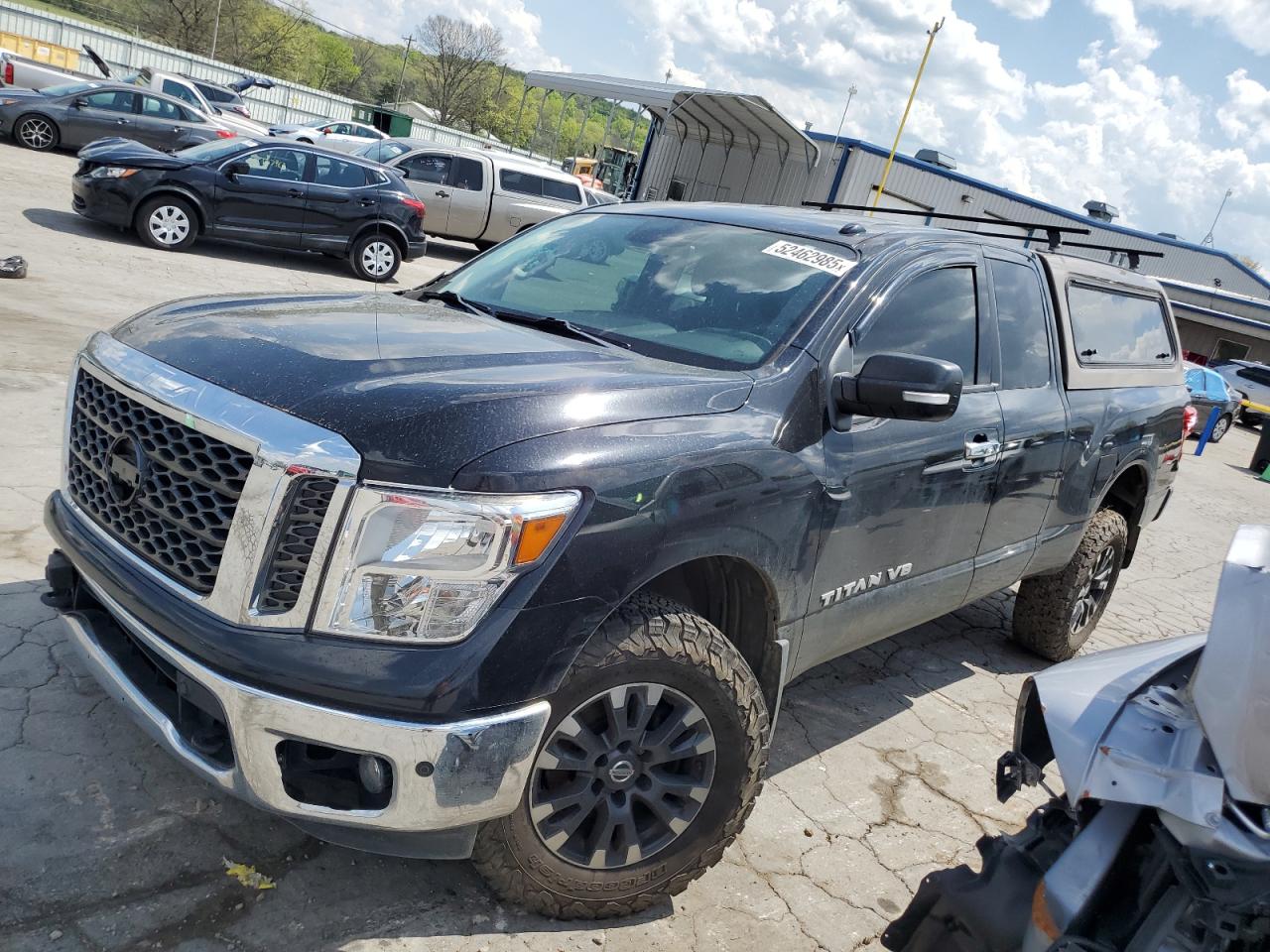 NISSAN TITAN SV