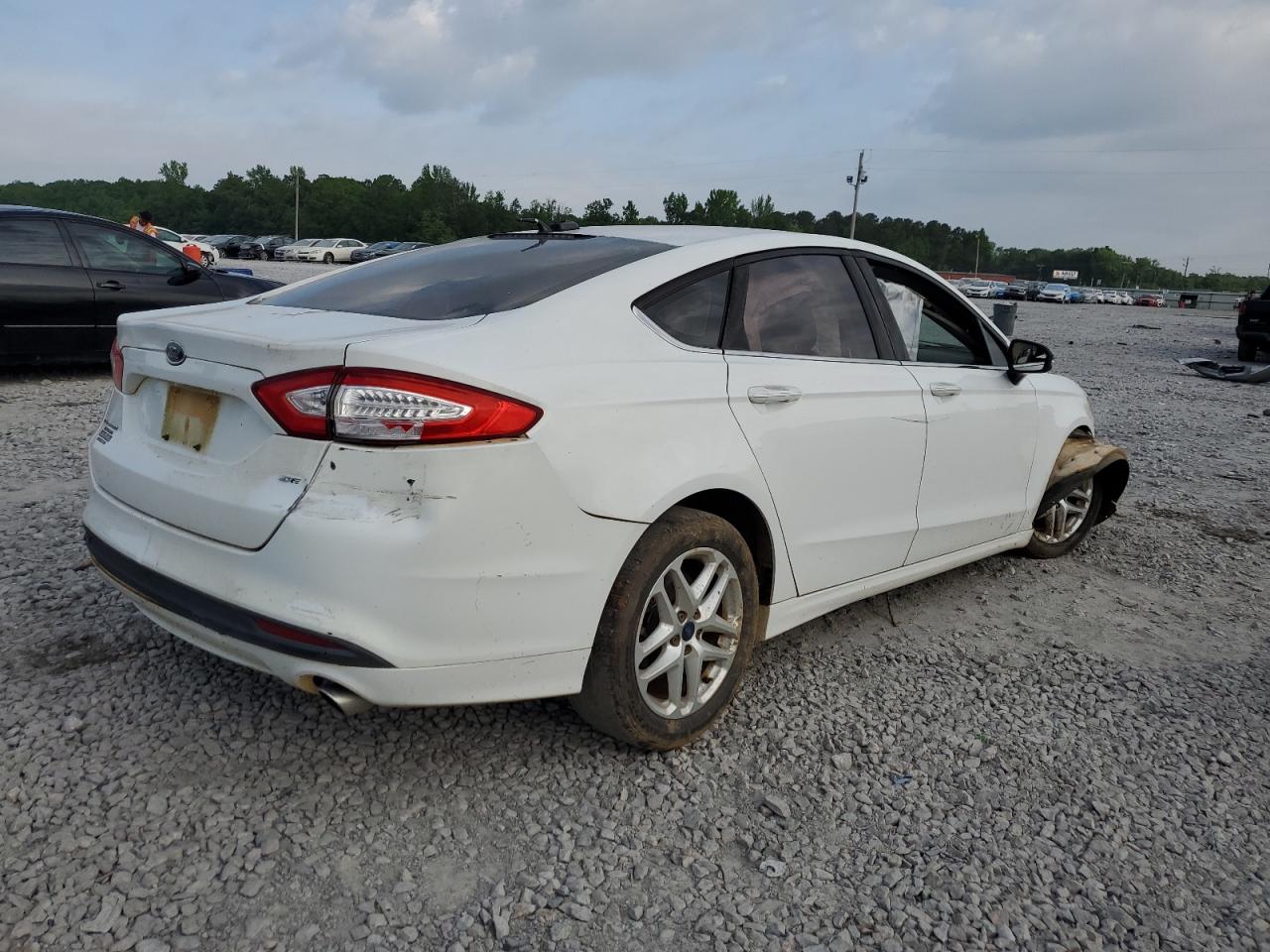 FORD FUSION SE