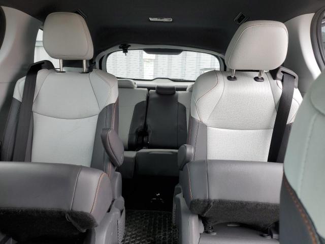 2021 TOYOTA SIENNA LE - 5TDGRKEC4MS044640