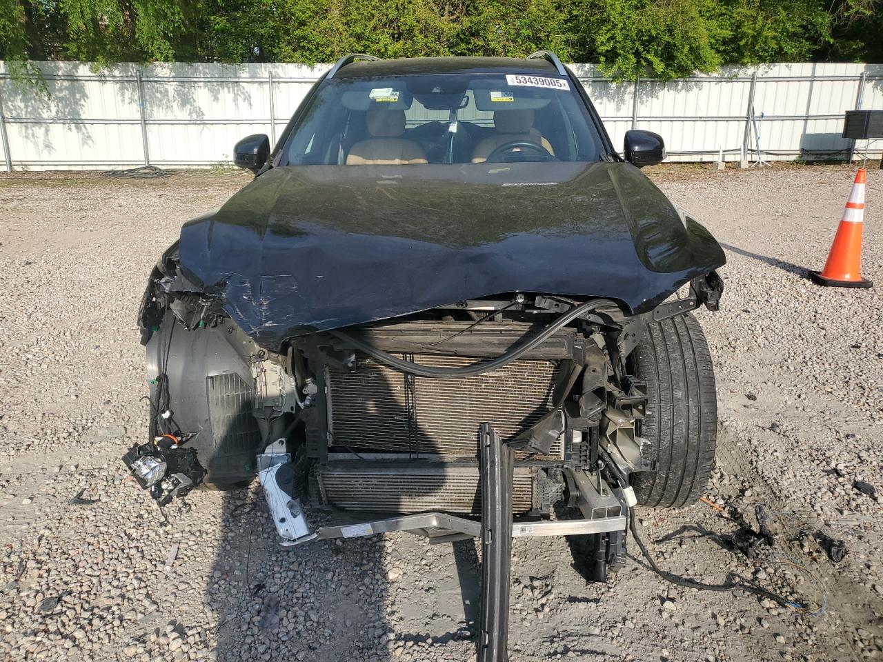 VOLVO XC90 T6 MOMENTUM