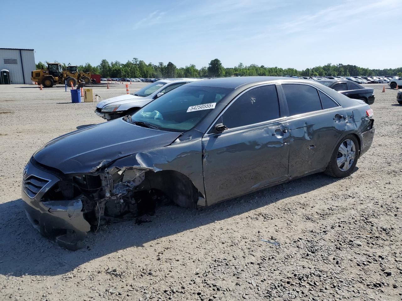 TOYOTA CAMRY BASE