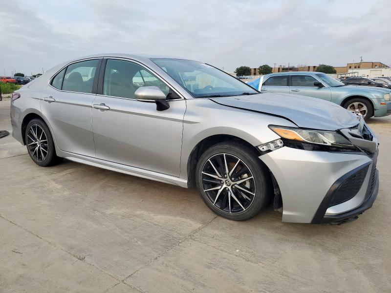 Vin: 4t1g11ak7nu714639, lot: 54676045, toyota camry se 20224