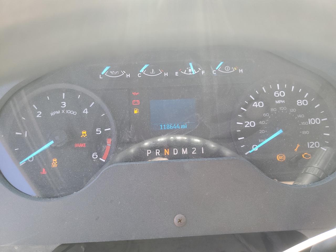 FORD ECONOLINE E450 SUPER DUTY COMMERCIAL STRIPPED CHASSIS