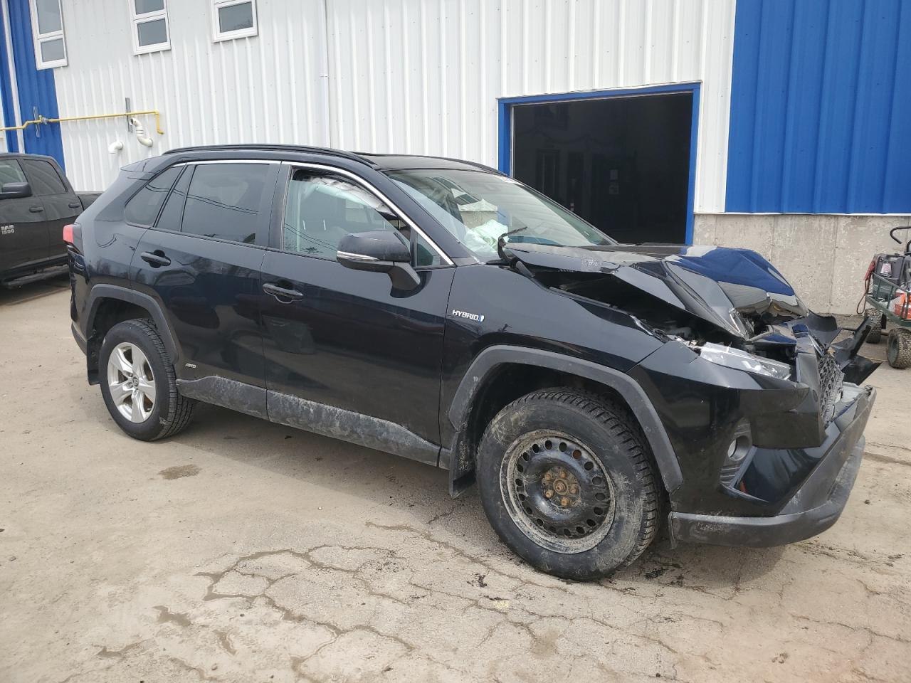 TOYOTA RAV4 XLE