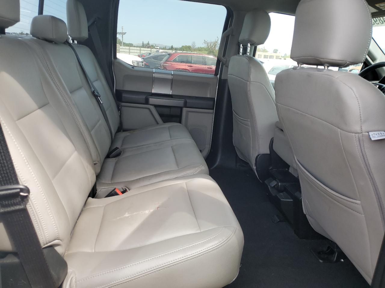 FORD F-250 SUPER DUTY