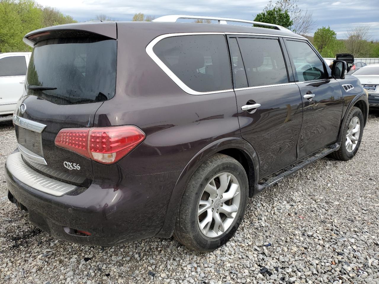 INFINITI QX56