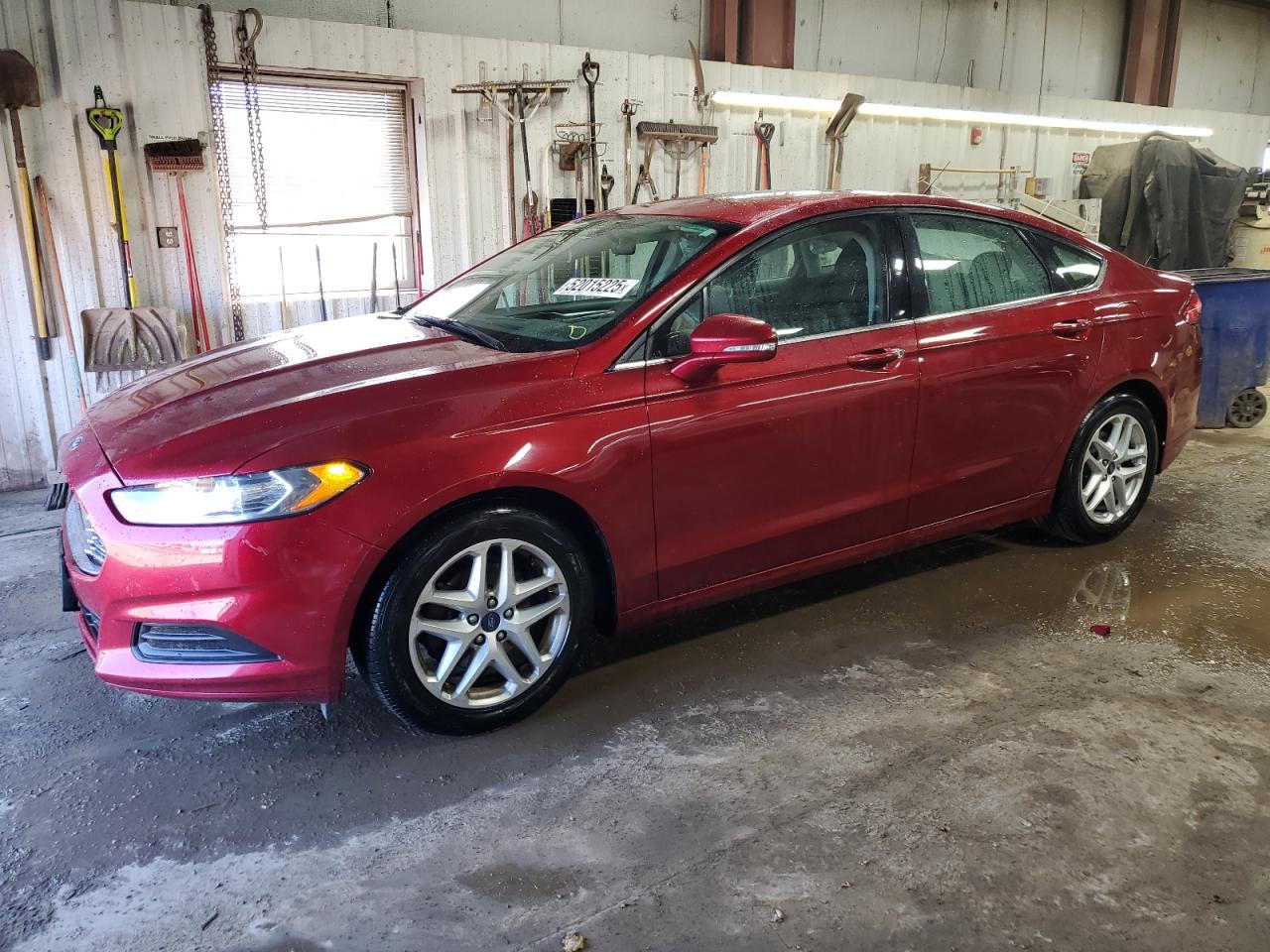 FORD FUSION SE
