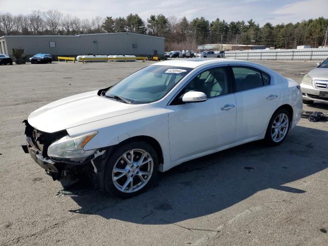 NISSAN MAXIMA S